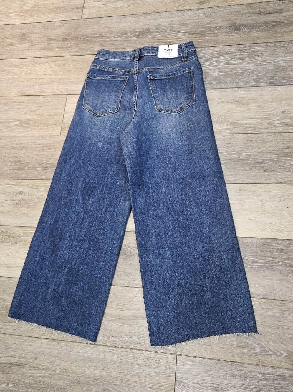 Oat New York Wide-Leg Cropped Jeans in Dark Blue Wash Size 2/26 - Picture 2 of 8